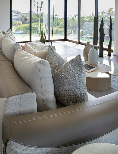 Lucerne 2-Piece Sectional Sofa with Chaise